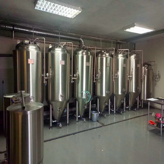 酒店精釀啤酒設備 酒店精釀啤酒設備