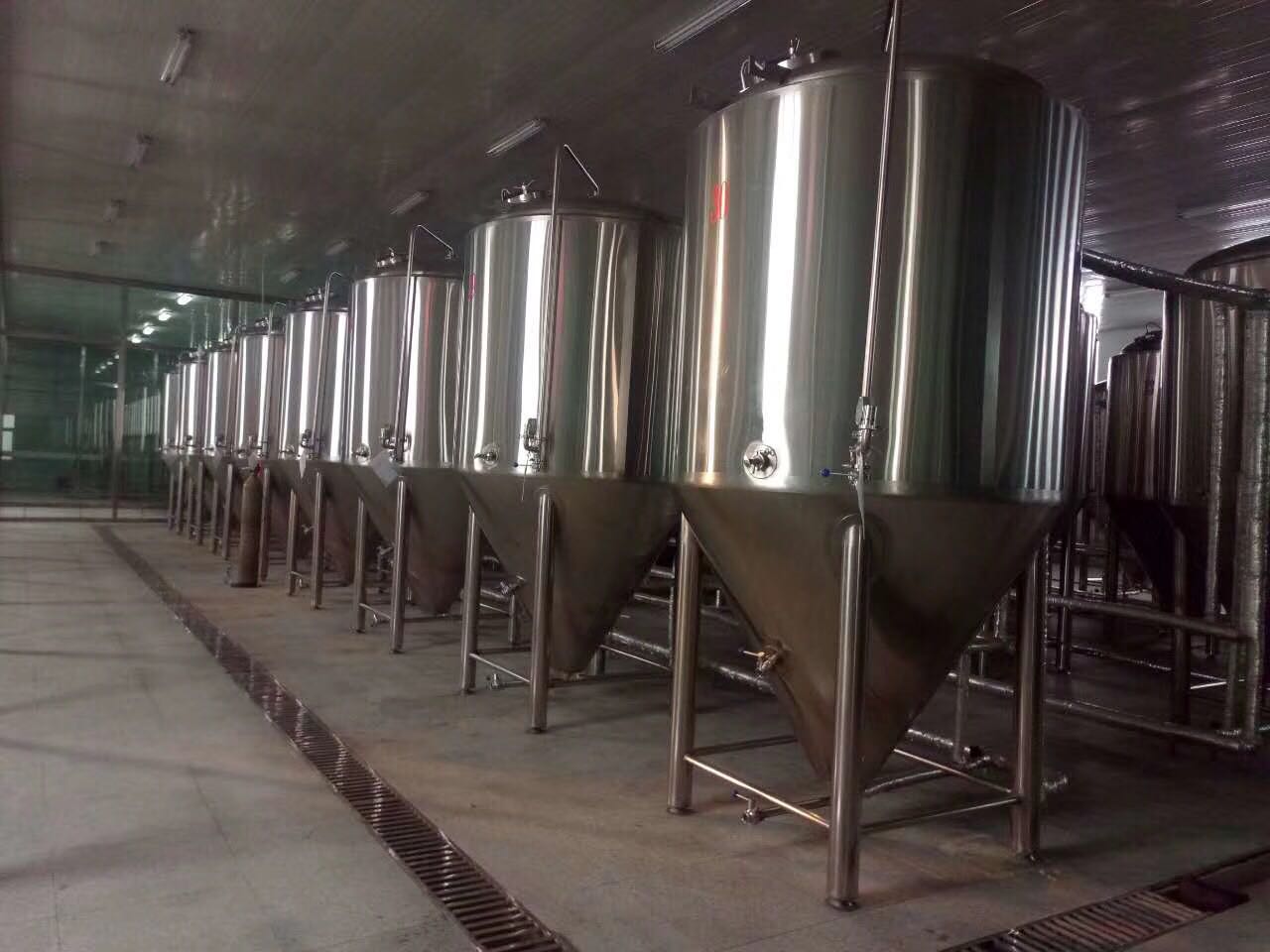 豪魯啤酒廠設(shè)備 豪魯啤酒廠設(shè)備
