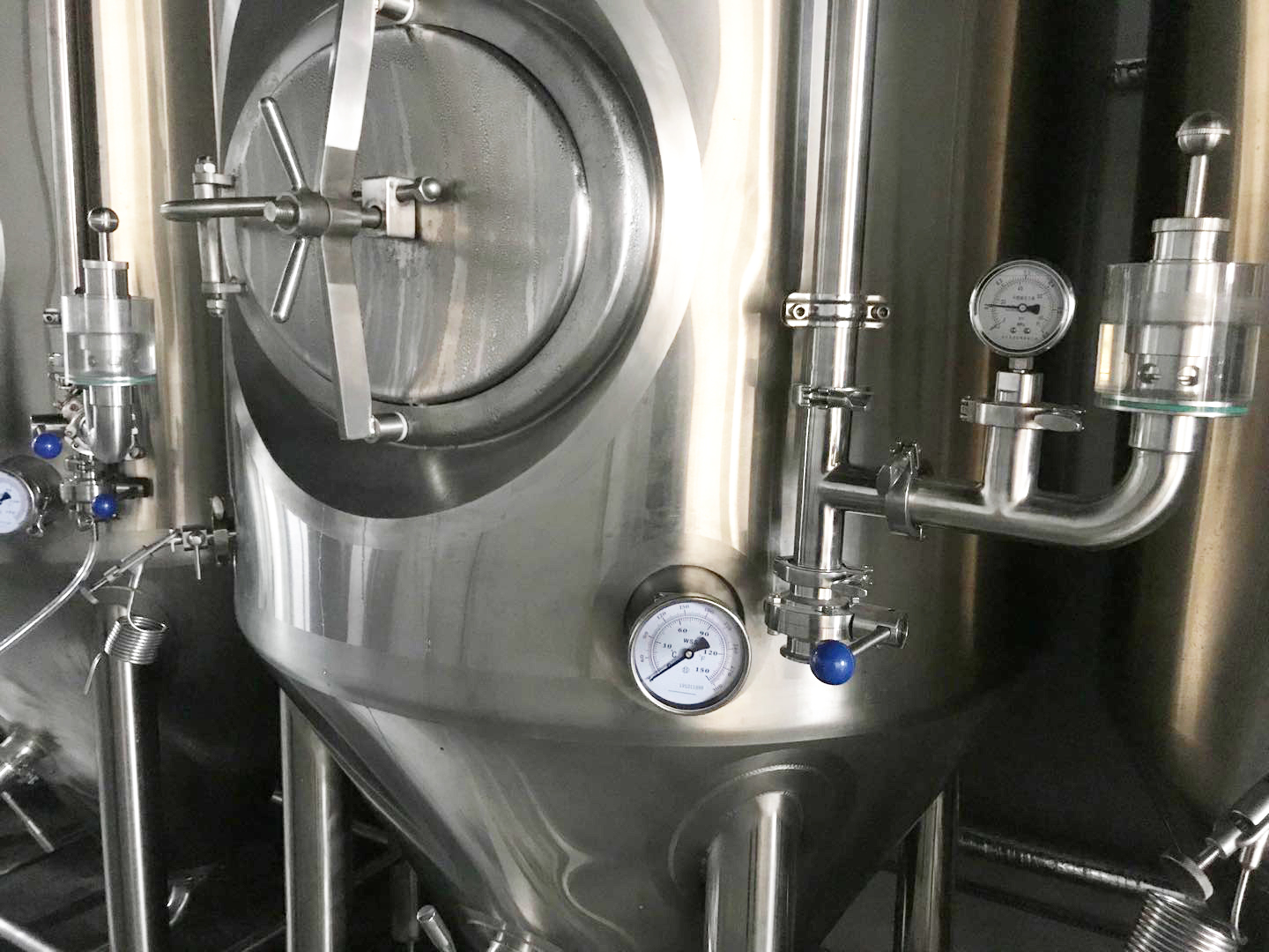 精釀啤酒設(shè)備配件 精釀啤酒設(shè)備配件